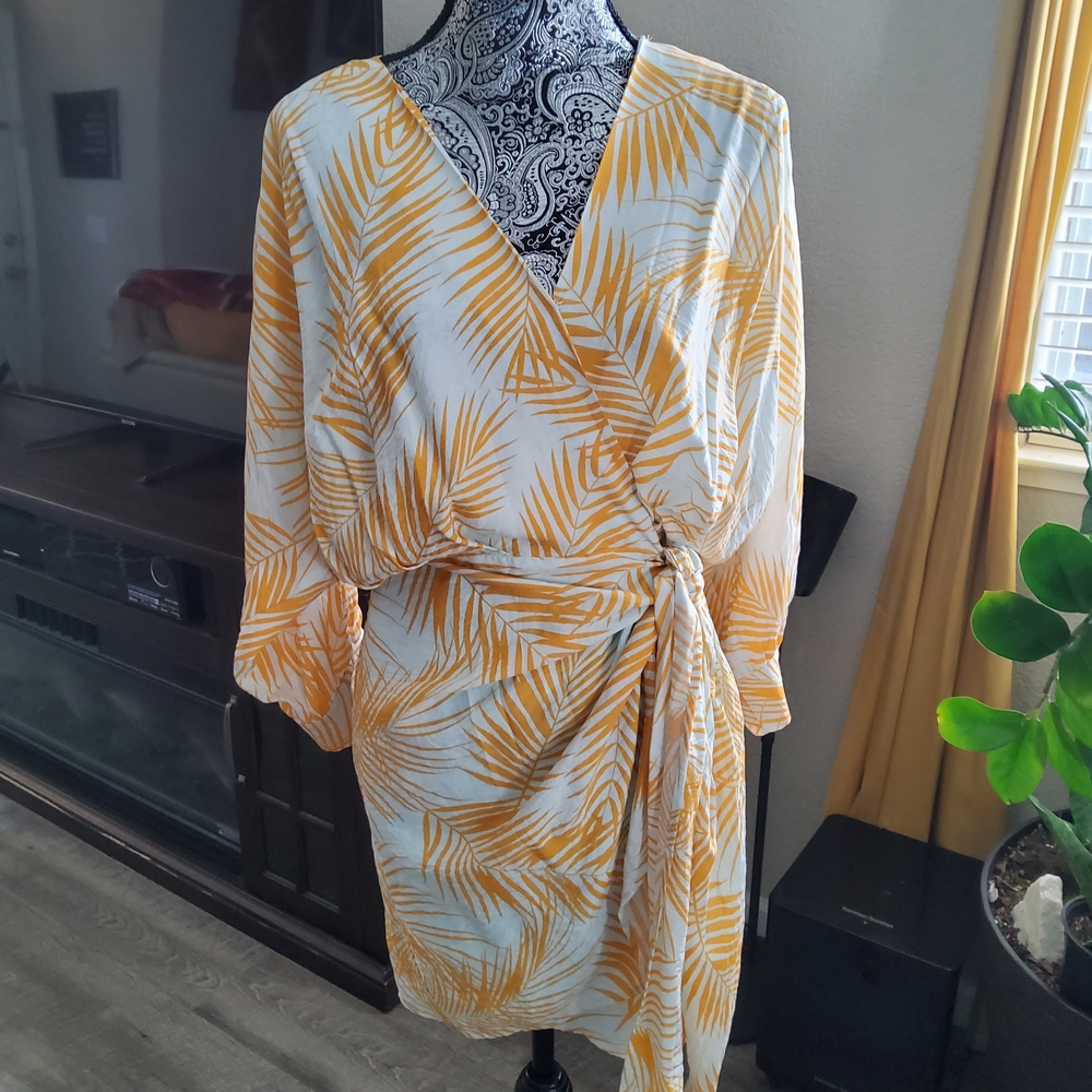 Women's Yellow Palm-Print Wrap Tunic Dress - Picture 6 of 6